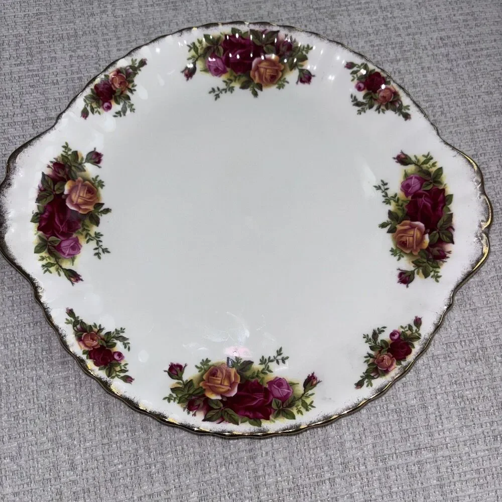 Royal Albert - Old Country Roses - Handled Cake Plate - 11½ by 12½ inches